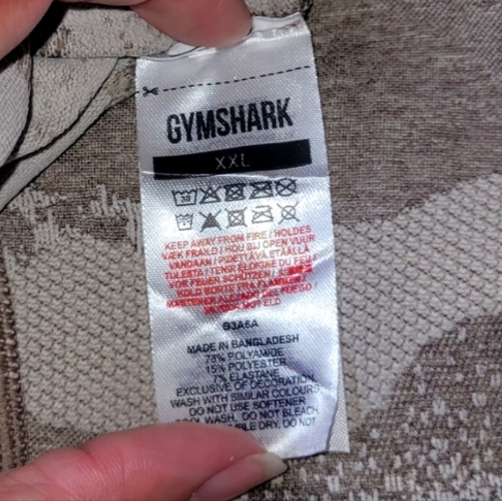 Gymshark Adapt Camo Leggings - Picture 5 of 5